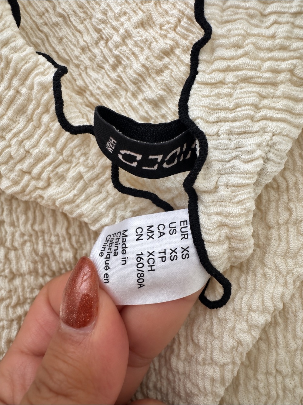 H&M Cream Textured Sheath Dress with Black Ruffle Trim - Picture 3 of 3